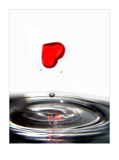 Heart_by_emlaa.jpg